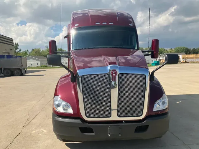 2021 Kenworth T680