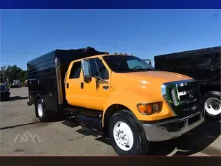 2006 FORD F750