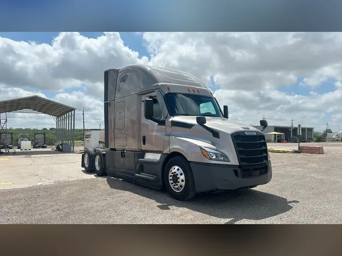 2025 Freightliner Cascadia 126c406a4ae67d0fa5012c3fe74a0992e22