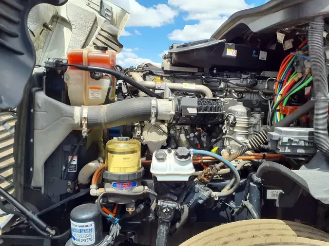 2018 FREIGHTLINER/MERCEDES CASCADIA 125