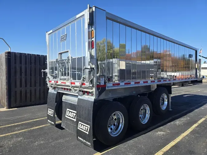 2026 EAST 27' GENESIS TRIAXLE DUMP