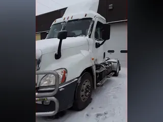 2019 FREIGHTLINER/MERCEDES CASCADIA 125