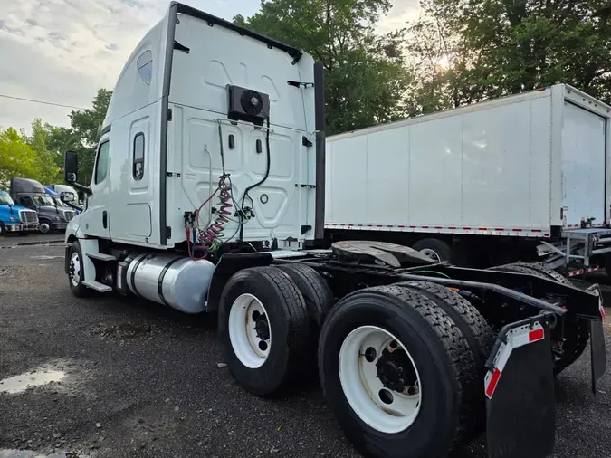 2019 FREIGHTLINER NEW CASCADIA PX12664