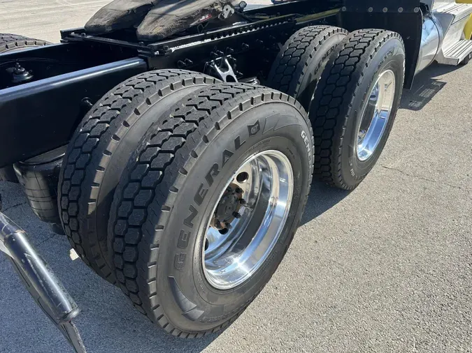 2021 Peterbilt 579