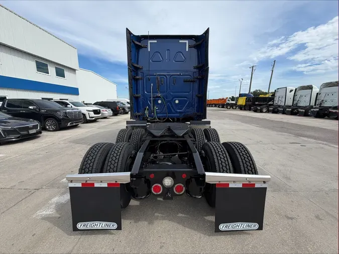 2022 Freightliner Cascadia 126 Slc41701adbb19816a70e6a72cee8add35