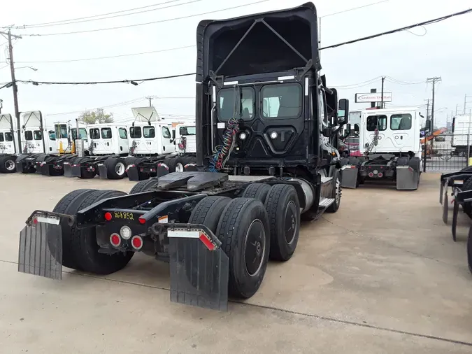 2019 FREIGHTLINER/MERCEDES CASCADIA 125