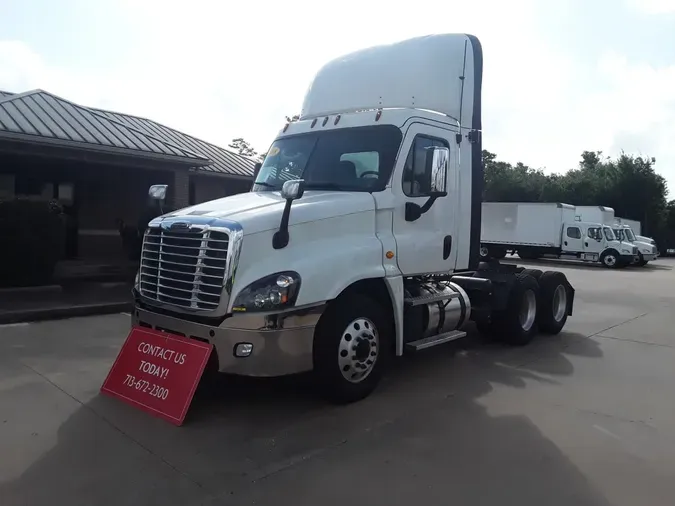 2018 FREIGHTLINER CASCADIA 125c41b51f3e3db950c454eadb96a94abba
