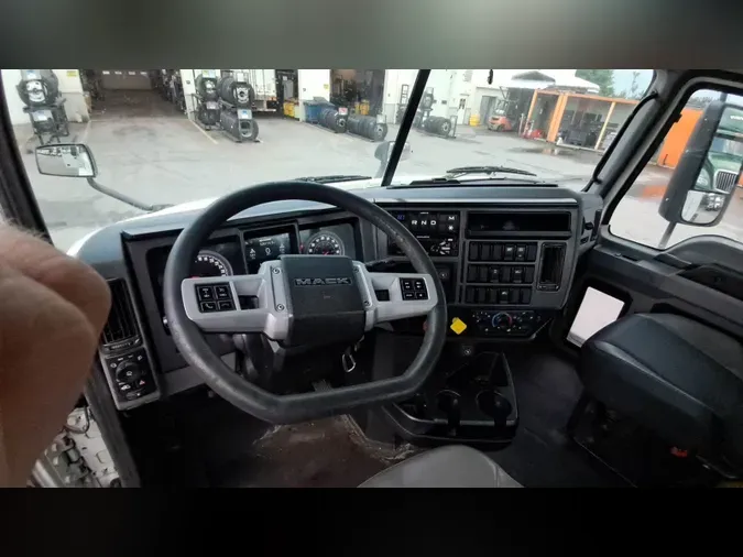 2020 Mack Anthemc41bb4c4b973461c30d218240f461444