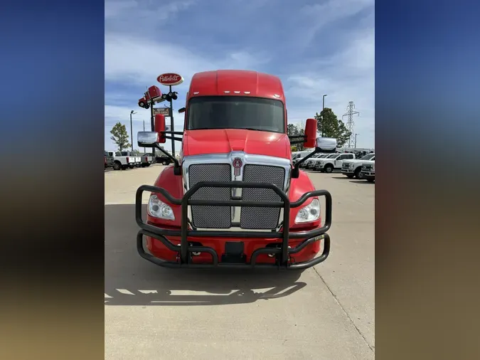 2021 Kenworth T680