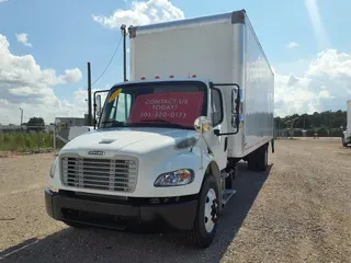 2017 FREIGHTLINER M2 106