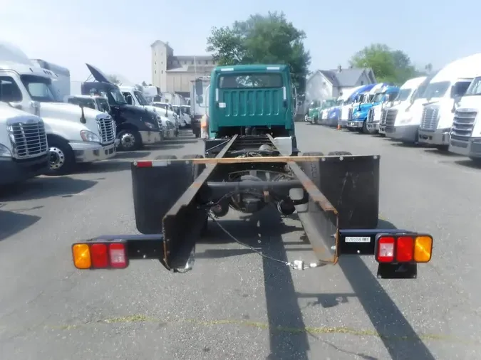 2020 FREIGHTLINER M2 106