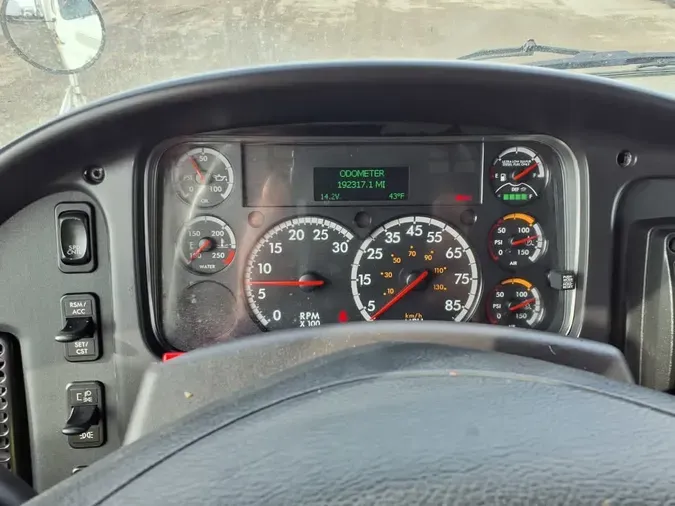 2020 FREIGHTLINER/MERCEDES M2 106c41fe952cd3821ad25532709e4600172