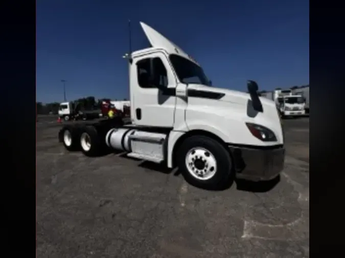 2019 FREIGHTLINER NEW CASCADIA PX12664c42371c23bf98f14a544c582a3669a75