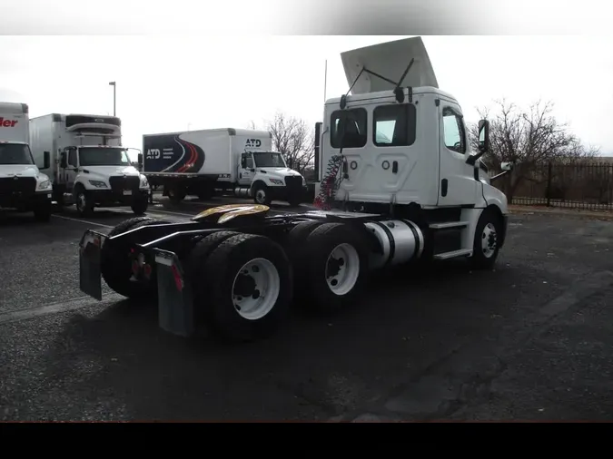 2019 FREIGHTLINER/MERCEDES NEW CASCADIA PX12664