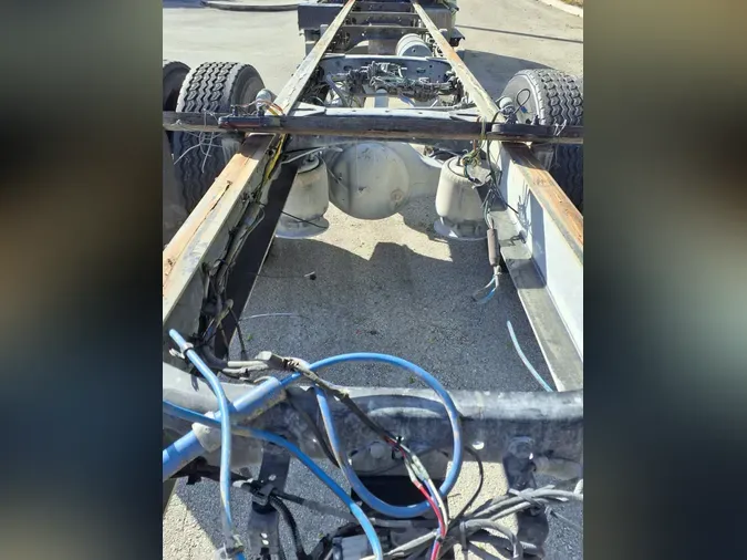 2018 FREIGHTLINER/MERCEDES M2 106