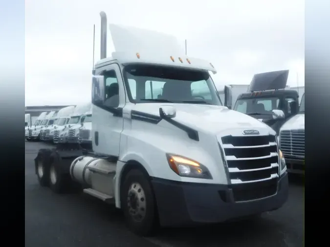 2020 FREIGHTLINER NEW CASCADIA PX12664