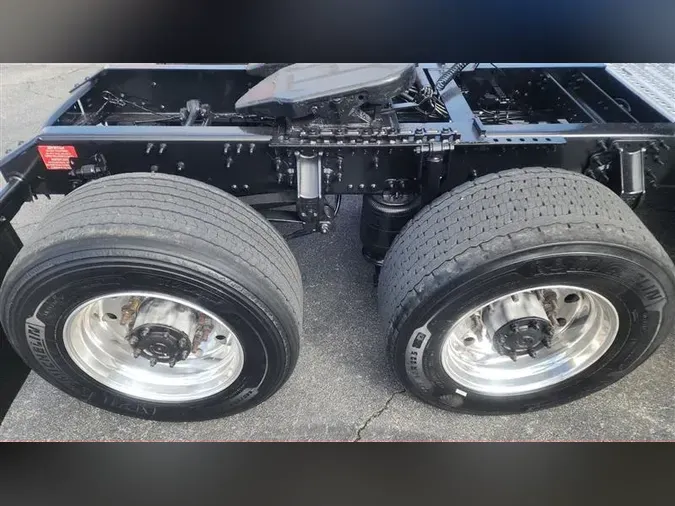 2021 VOLVO VNR640c4260cf3de7d86b447dab5502a98aff7