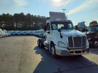 2018 FREIGHTLINER/MERCEDES CASCADIA 125