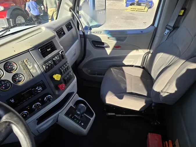 2020 Peterbilt 567