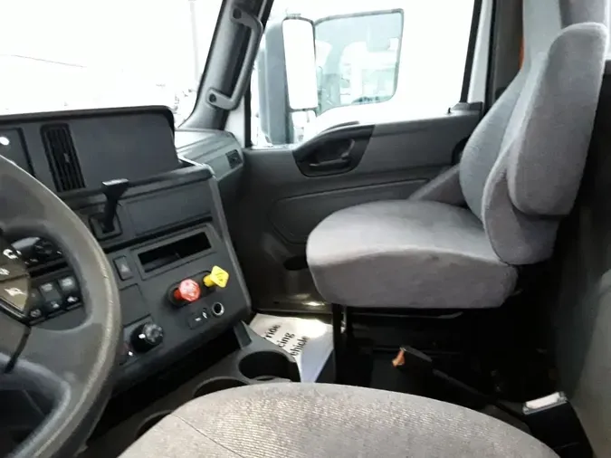 2019 NAVISTAR INTERNATIONAL RH613 DAYCAB S/Ac42bf6e67689910f1e71de638881f54e