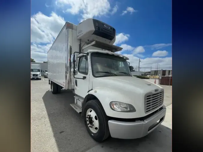 2016 FREIGHTLINER/MERCEDES M2 106