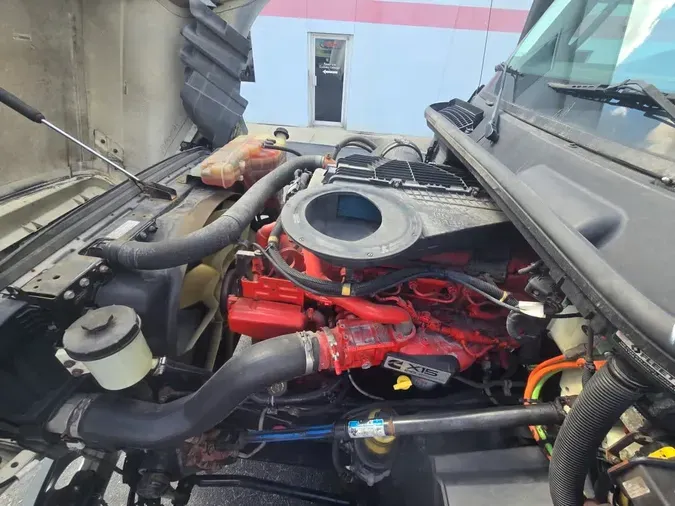 2020 NAVISTAR INTERNATIONAL LT625 SLPR CAB