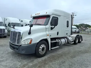 2019 FREIGHTLINER CASCADIA 125