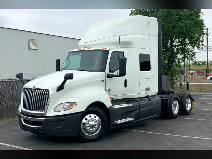 2022 INT LT625 6x4