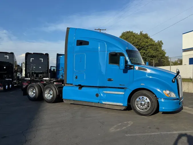 2021 Kenworth T680