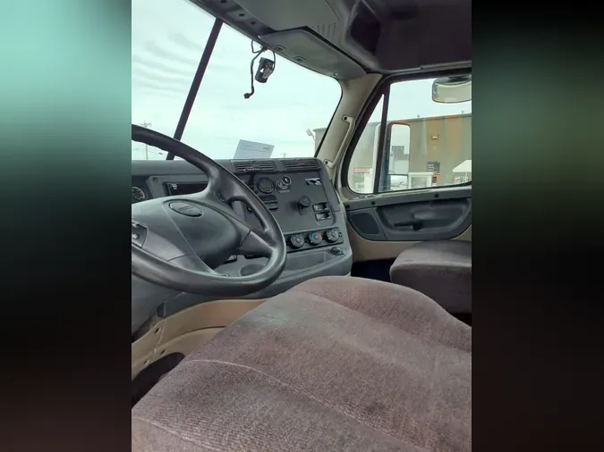 2020 FREIGHTLINER CASCADIA 125