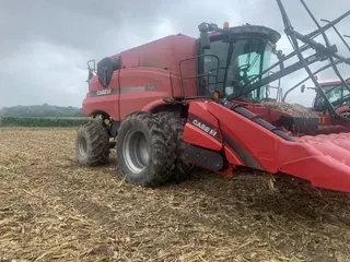2014 Case IH 8230