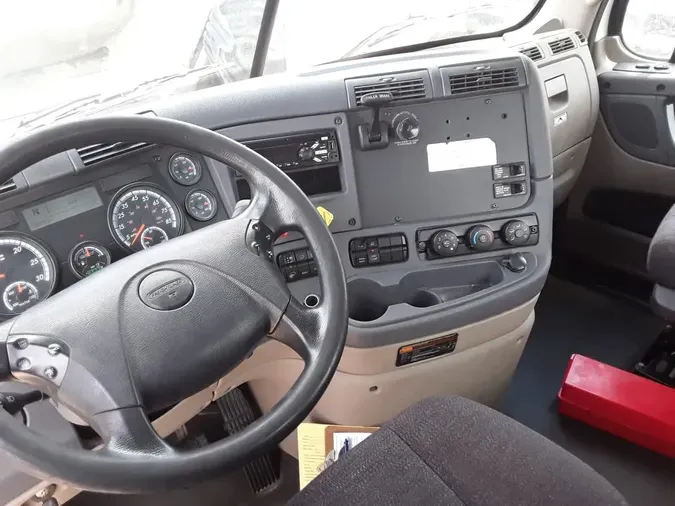 2016 FREIGHTLINER CASCADIA 125