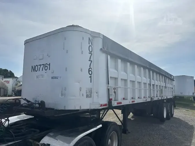 1986 SUMMIT 36 FT OPEN TOPc438b0288eae37ce41556253788a6d23
