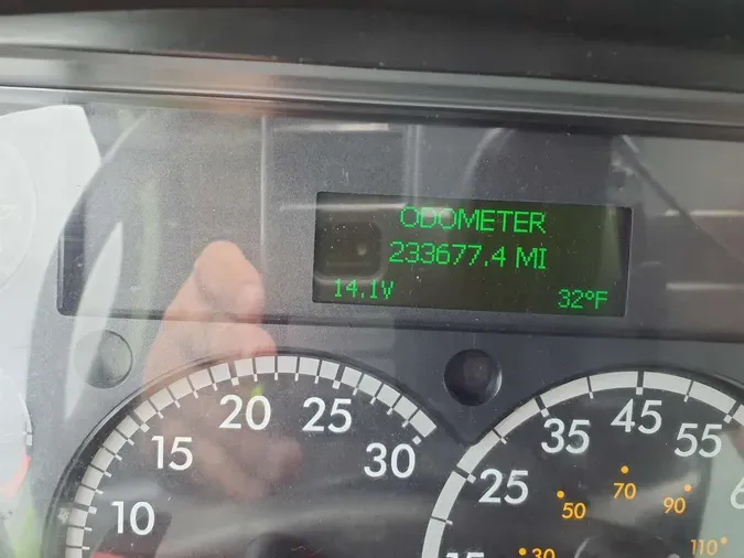 2019 FREIGHTLINER/MERCEDES M2 106