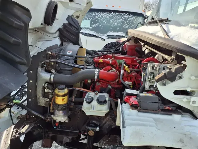 2017 FREIGHTLINER/MERCEDES M2 106