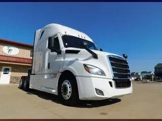 2022 Freightliner New Cascadia 126