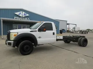 2015 FORD F550 XL