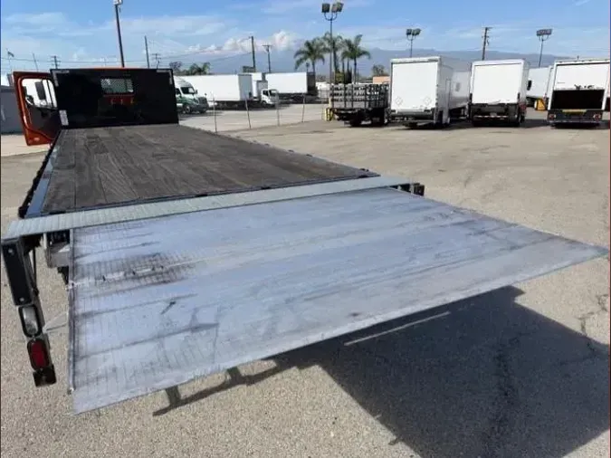 2021 Freightliner Business Class M2 106