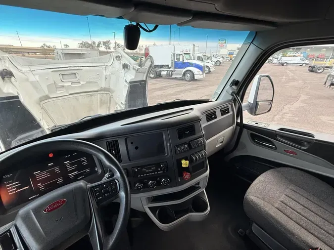 2024 Peterbilt 579