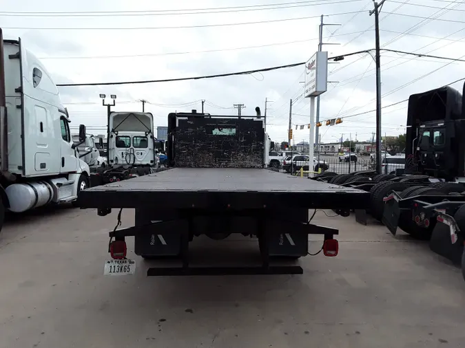 2018 PETERBILT 337