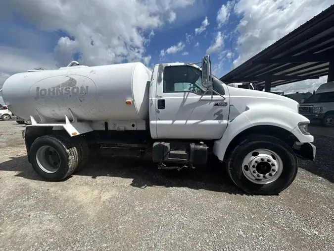 2000 FORD F650 SD