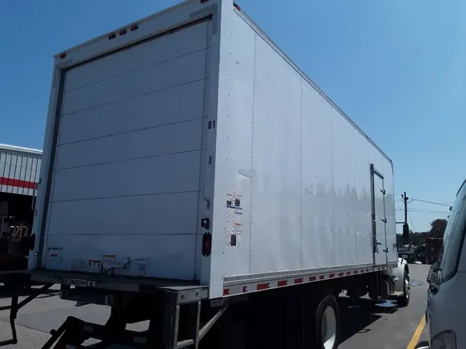 2018 FREIGHTLINER M2 106
