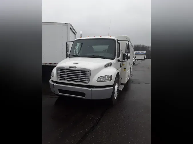 2017 FREIGHTLINER/MERCEDES M2 106