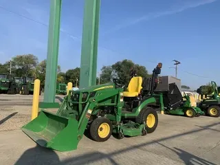 2018 John Deere 1025R