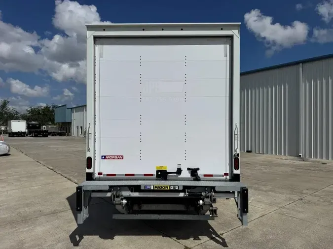2024 Isuzu NRR
