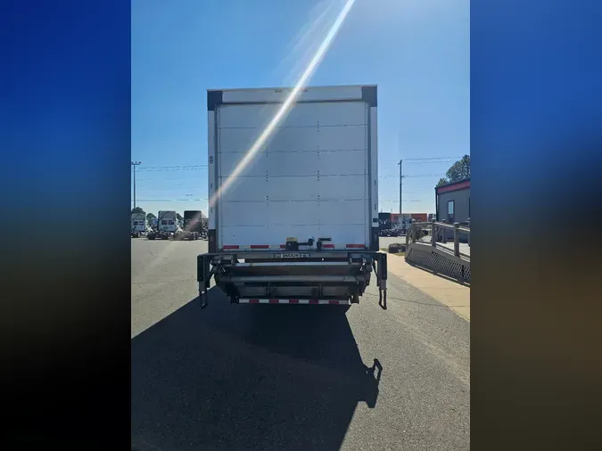 2019 FREIGHTLINER/MERCEDES M2 106