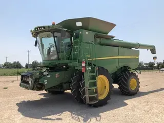 2014 John Deere S680