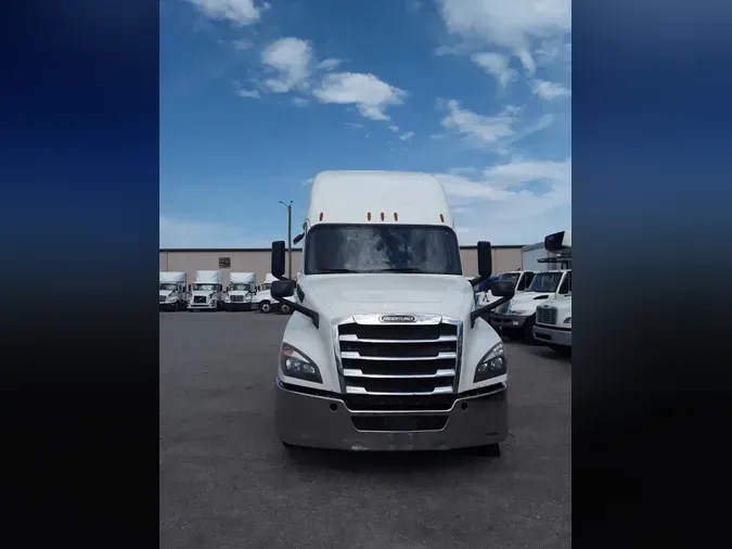 2020 FREIGHTLINER/MERCEDES NEW CASCADIA PX12664