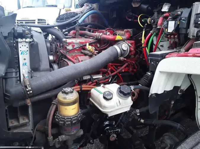 2020 FREIGHTLINER M2 106