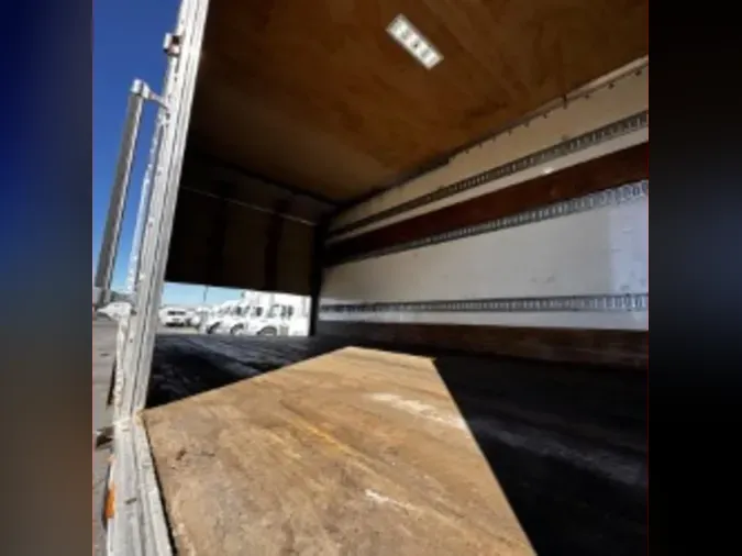 2019 FREIGHTLINER/MERCEDES M2 106c464d4585c38a088efaf7c6dd4df49e4